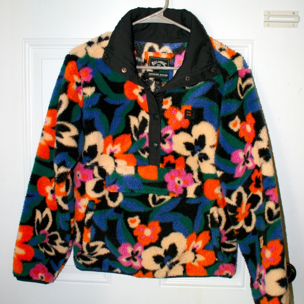 Floral Billabong fleece pullover